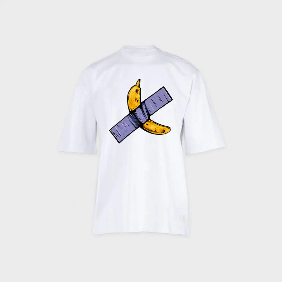 Cartoon Banana Tee – تيشيرت موزة كرتونية من NOVUS
