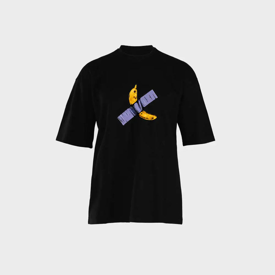 Cartoon Banana Tee – تيشيرت موزة كرتونية من NOVUS