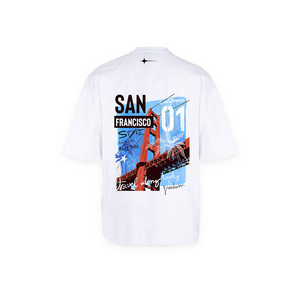 ظهر تيشيرت SAN FRANCISCO بطبعة جسر أحمر وسماء زرقاء ورقم 01