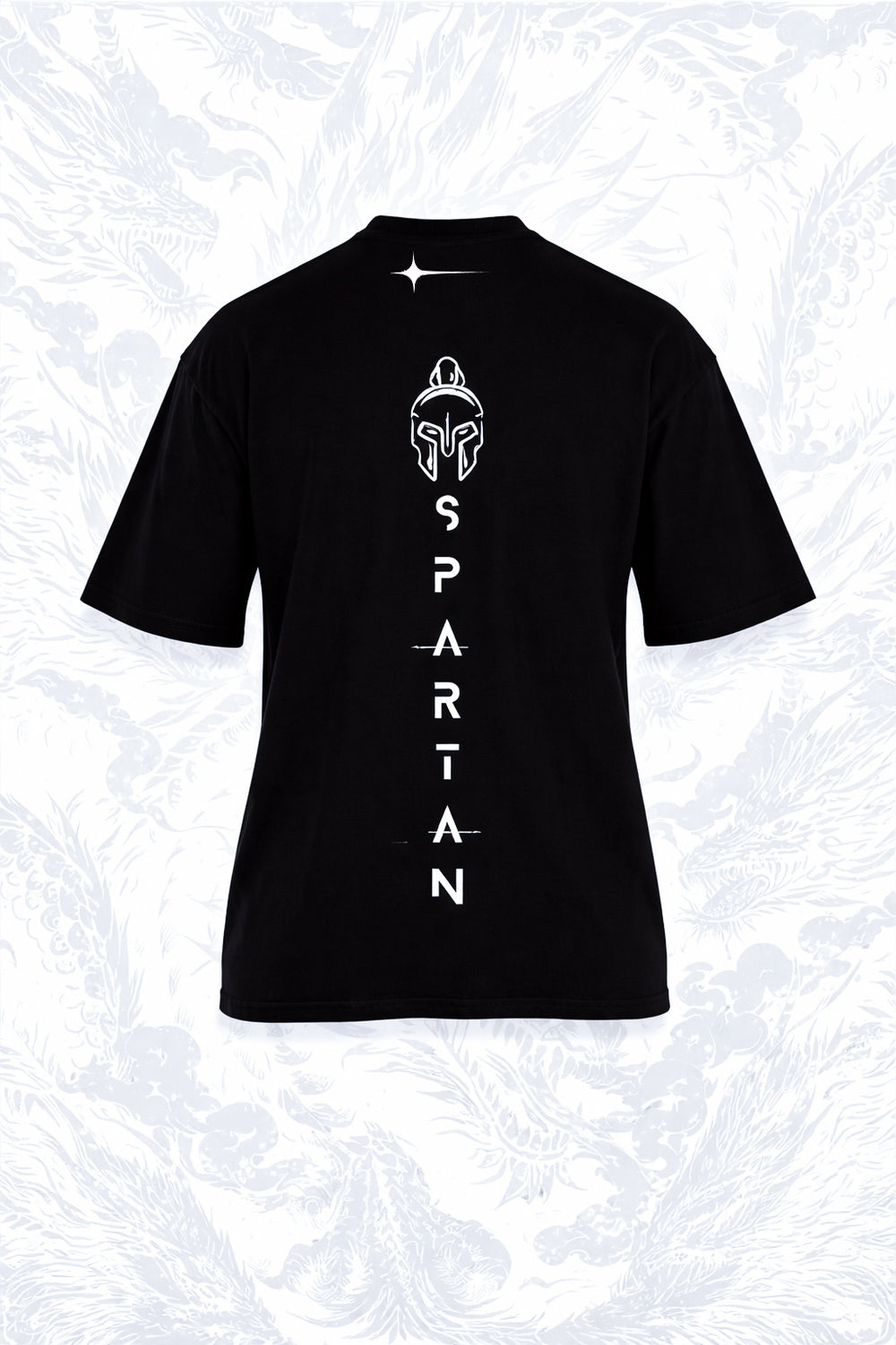 ظهر تيشيرت SPARTAN الأسود بطبعة خوذة وكلمة SPARTAN عمودية بيضاء